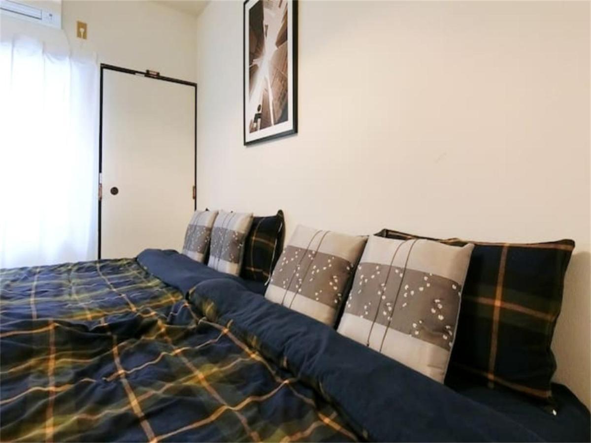 Renodear Kyobashi Apartment Osaka Bagian luar foto